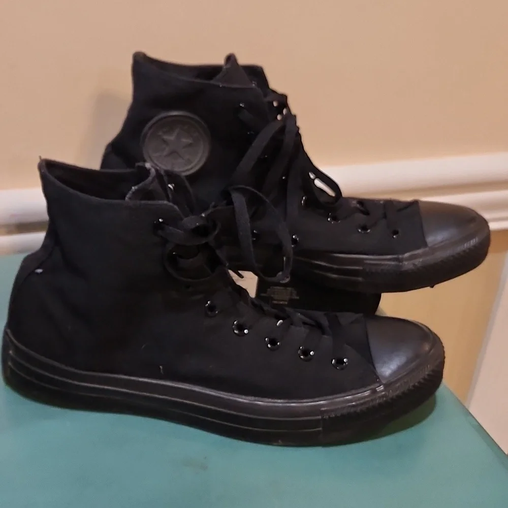 Converse All Stars hightops women's size 13 mens size 11